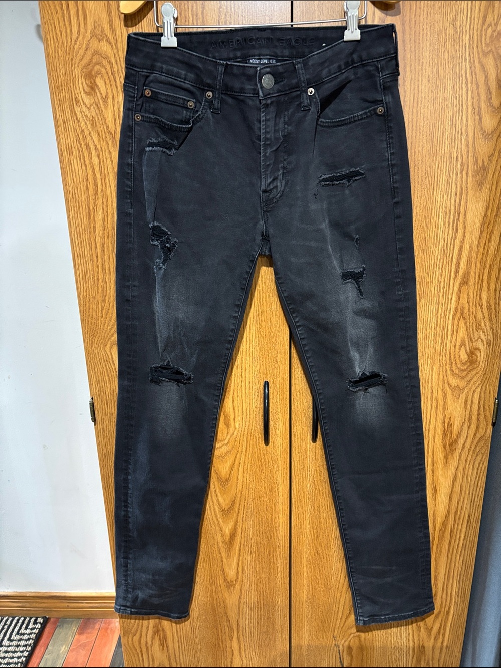 American Eagle Outfitters Black Distressed Skinny Jeans